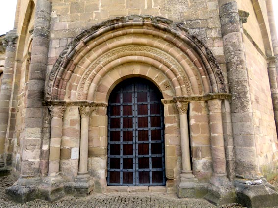 Portail de la chapelle Sainte Marie d'Eunate