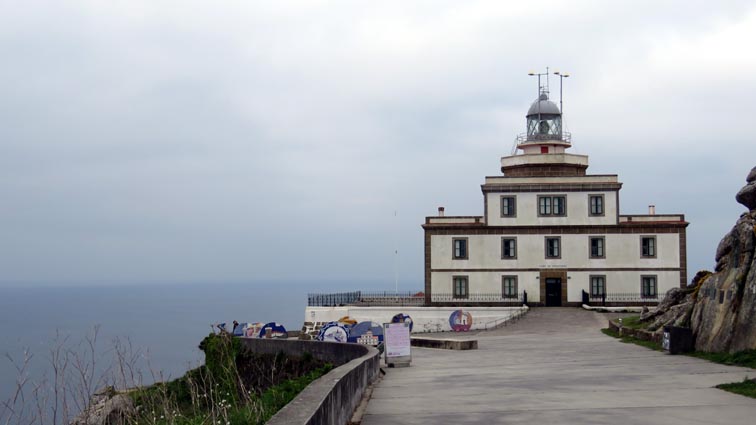 Le phare du Cap Finistère