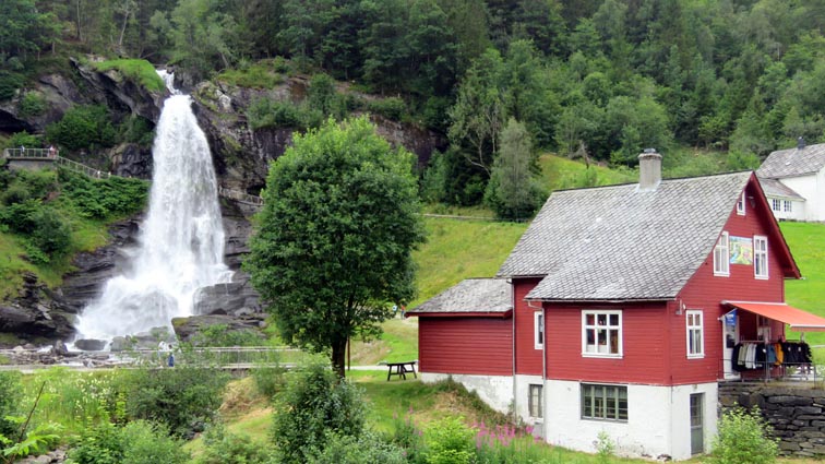 Steinsdalfossen - Vringfossen