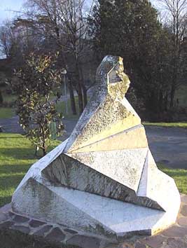 Statue exposée dans le parc Ducontenia de Saint Jean de Luz.