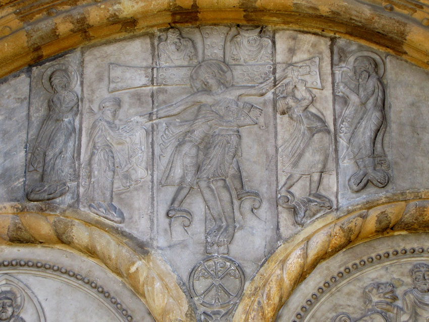 Tympan du portail de la cathdrale Sainte Marie d'Oloron