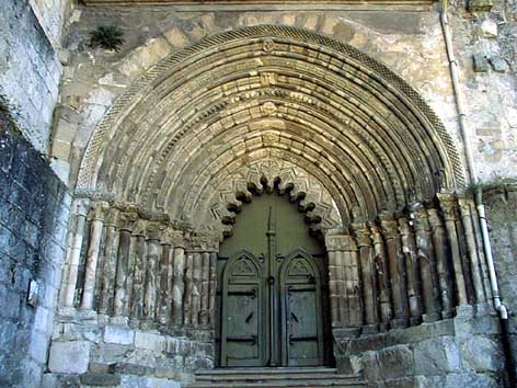 Portail de l'église San Pedro de la Rua.