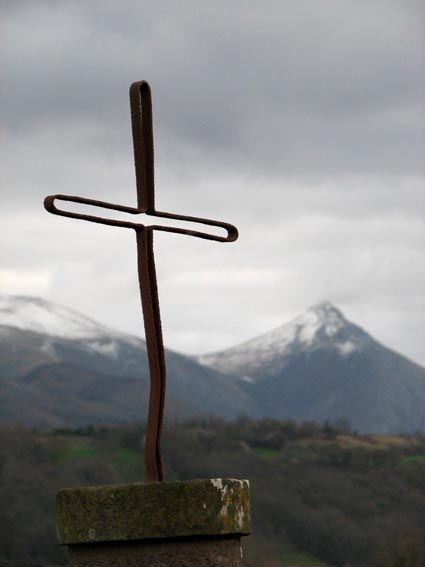 La croix de Ganelon.