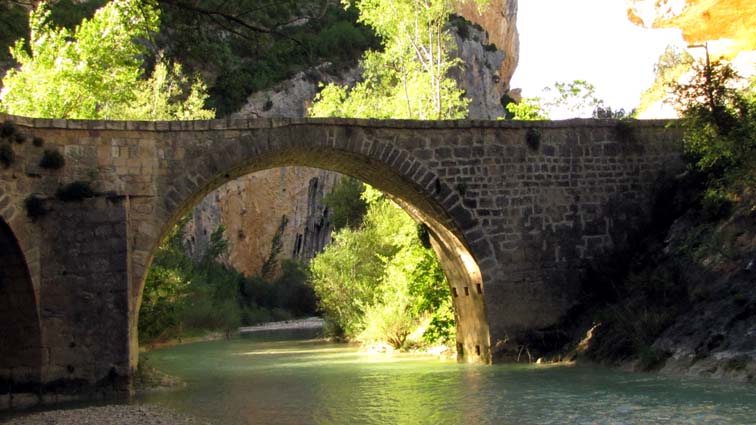 Le pont de Villacantal