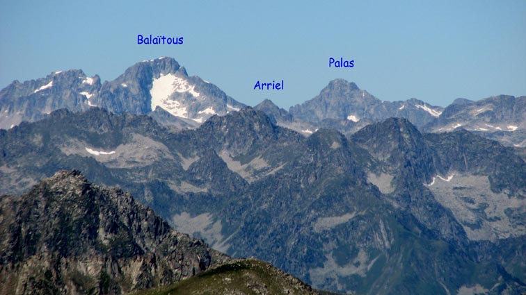 Zoom sur le Balaïtous, l'Arriel et le Palas.