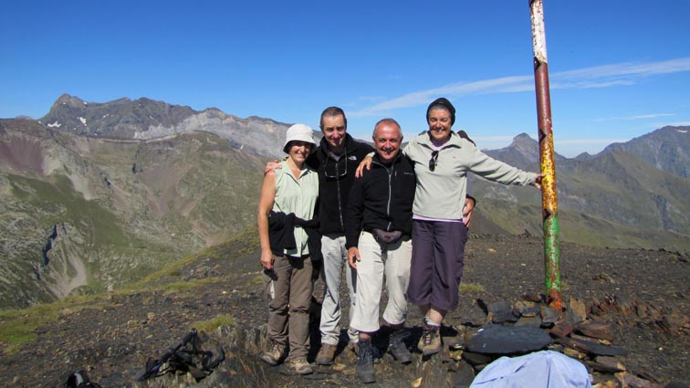 Le quatuor du jour au sommet du Pic de Bataillence.