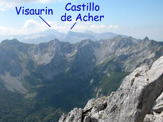 Le Visaurin et le Castillo de Acher.