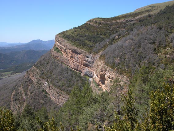 Les falaises du versant Sud d'Oroël.