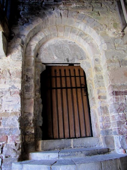 Porte de la chapelle