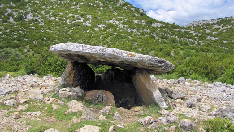Le dolmen de Losa Mora