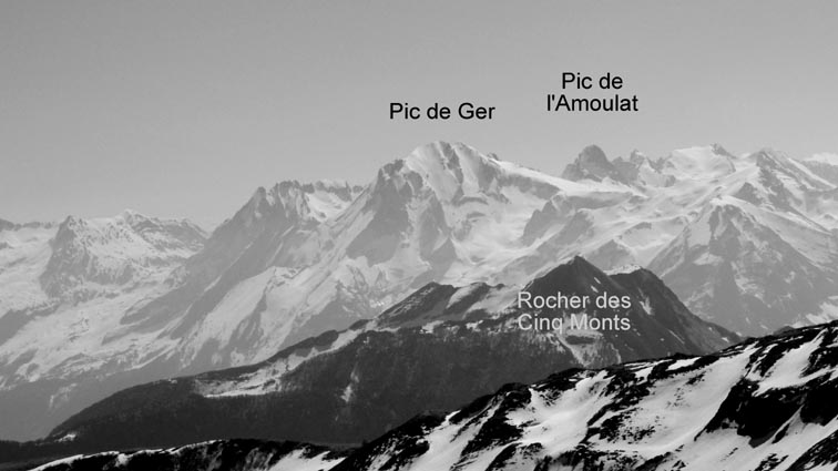Le Pic de Ger et l'Amoulat avec les Cinq Monts en avant-plan.