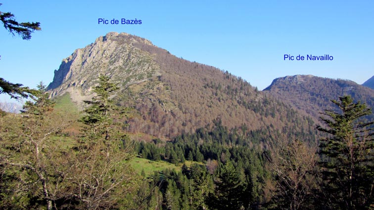 Les Pic de Bazès et de Navaillo.