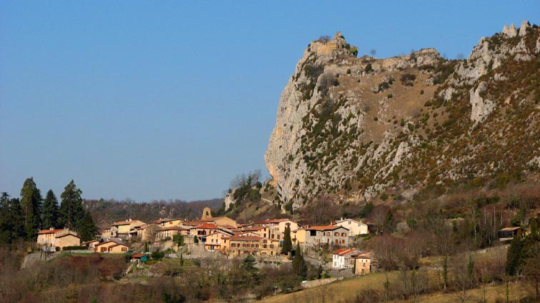 Le village et le château