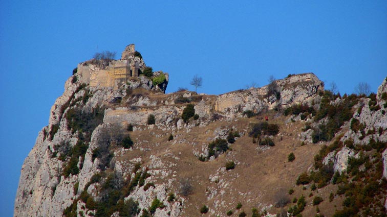 Le château de Roquefixade