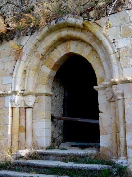 Portail de l'église de Ribera