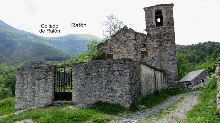 El collado Ratón, vu depuis l'église d'Escuain.