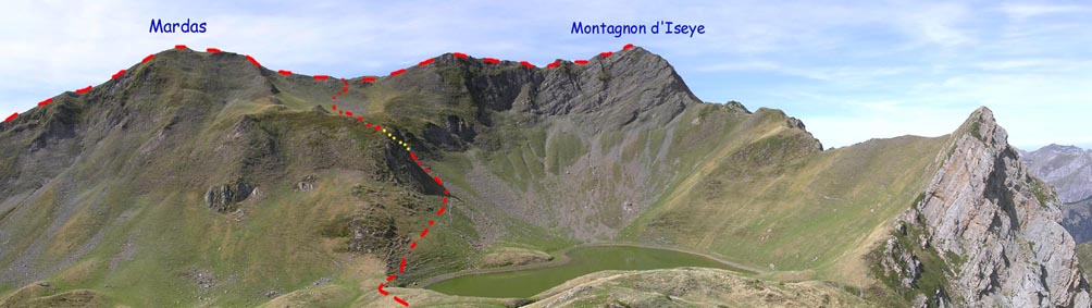 Le Mardas et le Montagnon d'Iseye, vus de l'Escala, avec le tracé de notre itinéraire.